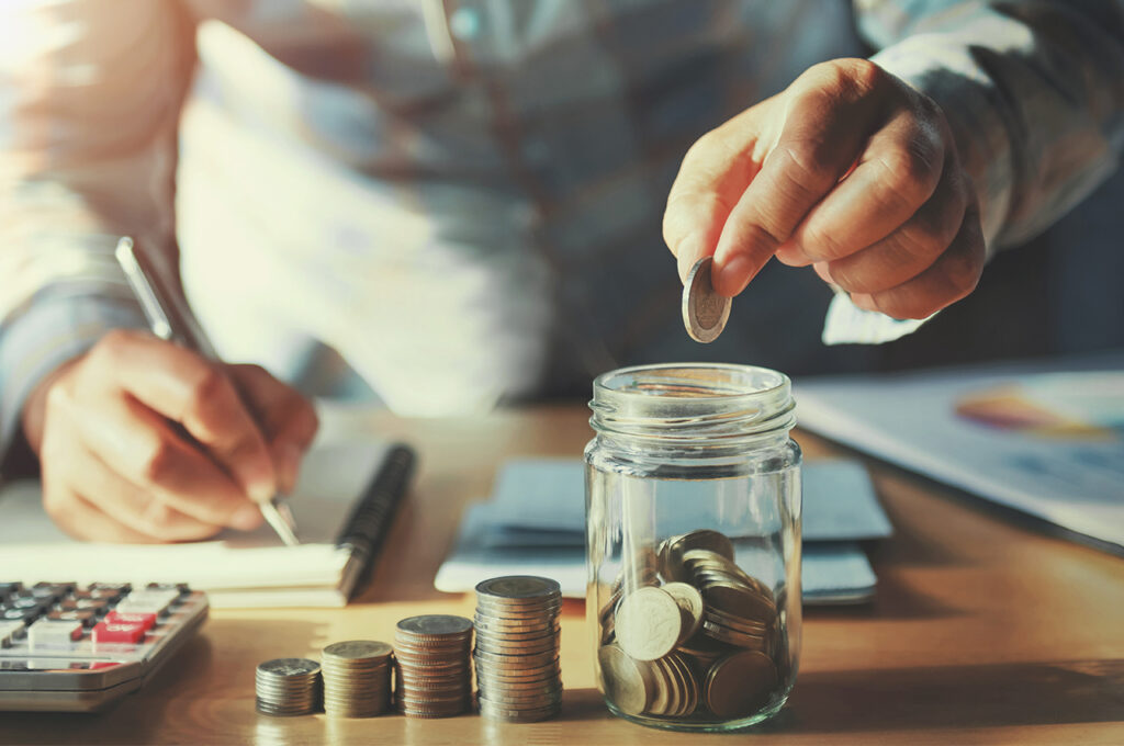a sole trader making tax savings